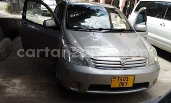 Nunua Ilio tumika Toyota Raum Fedha Gari ndani ya Arusha nchini Arusha Nunua Ilio tumika Toyota Raum Fedha Gari ndani ya Arusha nchini Arusha