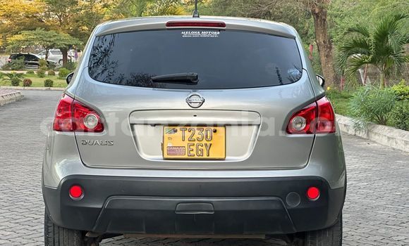 Nunua Ilio tumika Nissan Dualis Fedha Gari ndani ya Dar es Salaam nchini Dar es Salaam