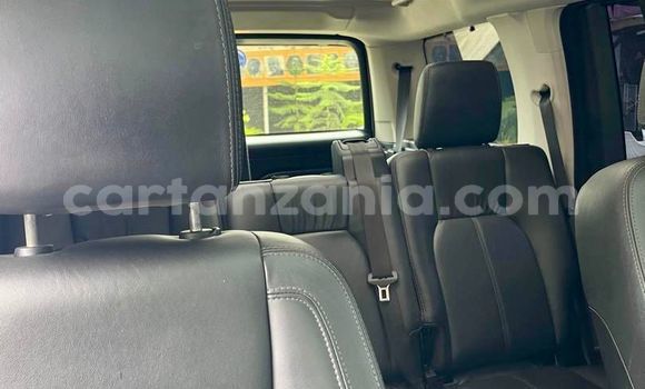 Nunua Ilio tumika Land Rover Discovery Nyeupe Gari ndani ya Dar es Salaam nchini Dar es Salaam Nunua Ilio tumika Land Rover Discovery Nyeupe Gari ndani ya Dar es Salaam nchini Dar es Salaam