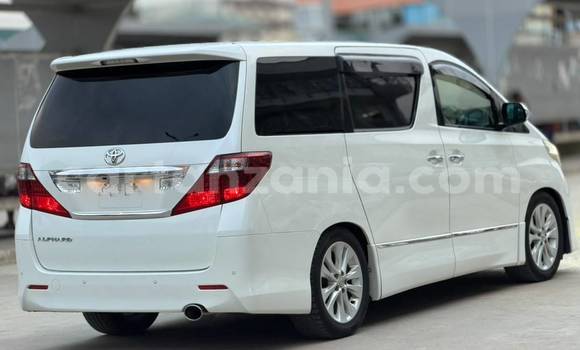 Nunua Imported Toyota Alphard Nyeupe Gari ndani ya Dar es Salaam nchini Dar es Salaam Nunua Imported Toyota Alphard Nyeupe Gari ndani ya Dar es Salaam nchini Dar es Salaam