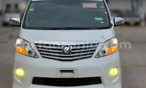 Nunua Imported Toyota Alphard Nyeupe Gari ndani ya Dar es Salaam nchini Dar es Salaam Nunua Imported Toyota Alphard Nyeupe Gari ndani ya Dar es Salaam nchini Dar es Salaam