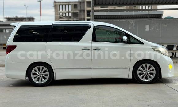 Nunua Imported Toyota Alphard Nyeupe Gari ndani ya Dar es Salaam nchini Dar es Salaam Nunua Imported Toyota Alphard Nyeupe Gari ndani ya Dar es Salaam nchini Dar es Salaam