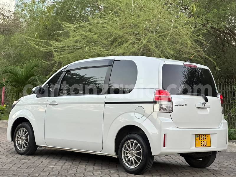 Big with watermark toyota spade dar es salaam dar es salaam 33606