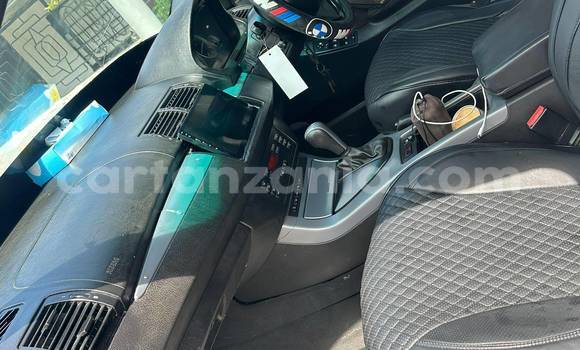 Nunua Ilio tumika BMW X5 Fedha Gari ndani ya Dar es Salaam nchini Dar es Salaam Nunua Ilio tumika BMW X5 Fedha Gari ndani ya Dar es Salaam nchini Dar es Salaam