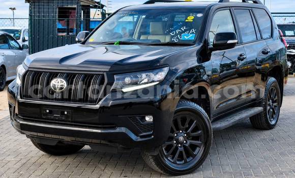 Nunua Imported Toyota Land Cruiser Prado Nyeusi Gari ndani ya Dar es Salaam nchini Dar es Salaam Nunua Imported Toyota Land Cruiser Prado Nyeusi Gari ndani ya Dar es Salaam nchini Dar es Salaam
