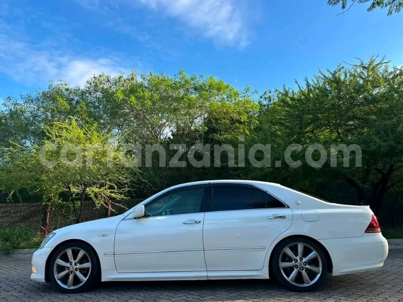 Big with watermark toyota crown dar es salaam dar es salaam 33617