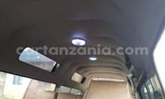 Nunua Ilio tumika Toyota Hiace Nyingine Gari ndani ya Arusha nchini Arusha Nunua Ilio tumika Toyota Hiace Nyingine Gari ndani ya Arusha nchini Arusha