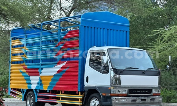 Nunua Imported Mitsubishi Fuso Fighter Nyingine Lori ndani ya Dar es Salaam nchini Dar es Salaam Nunua Imported Mitsubishi Fuso Fighter Nyingine Lori ndani ya Dar es Salaam nchini Dar es Salaam