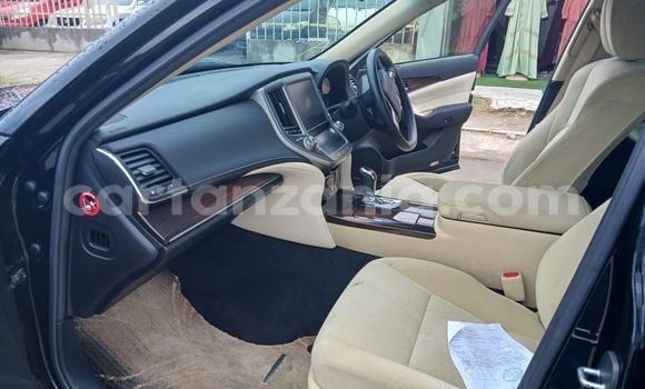 Buy Import Toyota Crown Other Car in Dar es Salaam in Dar es Salaam Buy Import Toyota Crown Other Car in Dar es Salaam in Dar es Salaam