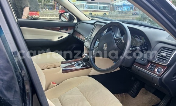 Buy Import Toyota Crown Other Car in Dar es Salaam in Dar es Salaam Buy Import Toyota Crown Other Car in Dar es Salaam in Dar es Salaam