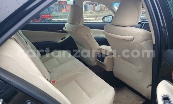 Buy Import Toyota Crown Other Car in Dar es Salaam in Dar es Salaam Buy Import Toyota Crown Other Car in Dar es Salaam in Dar es Salaam