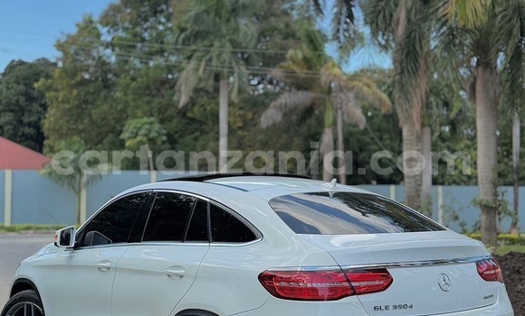 Buy Used Mercedes‒Benz GLE White Car in Dar es Salaam in Dar es Salaam Buy Used Mercedes‒Benz GLE White Car in Dar es Salaam in Dar es Salaam