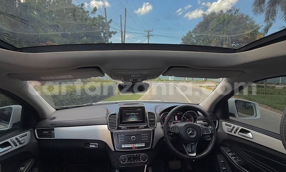 Buy Used Mercedes‒Benz GLE White Car in Dar es Salaam in Dar es Salaam Buy Used Mercedes‒Benz GLE White Car in Dar es Salaam in Dar es Salaam