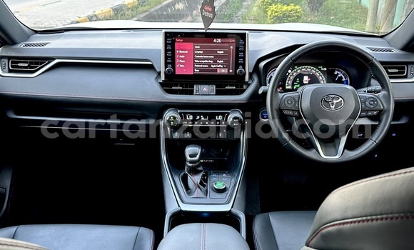 Buy Import Toyota RAV4 White Car in Dar es Salaam in Dar es Salaam Buy Import Toyota RAV4 White Car in Dar es Salaam in Dar es Salaam