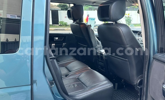 Buy Import Land Rover Discovery Green Car in Dar es Salaam in Dar es Salaam Buy Import Land Rover Discovery Green Car in Dar es Salaam in Dar es Salaam