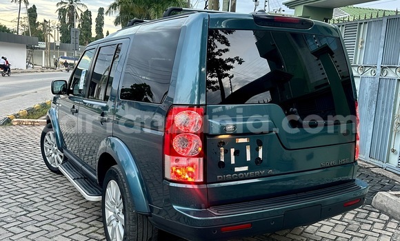 Buy Import Land Rover Discovery Green Car in Dar es Salaam in Dar es Salaam Buy Import Land Rover Discovery Green Car in Dar es Salaam in Dar es Salaam