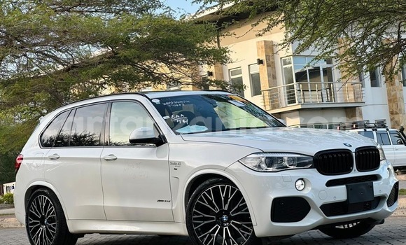 Buy Import BMW X5 White Car in Dar es Salaam in Dar es Salaam Buy Import BMW X5 White Car in Dar es Salaam in Dar es Salaam