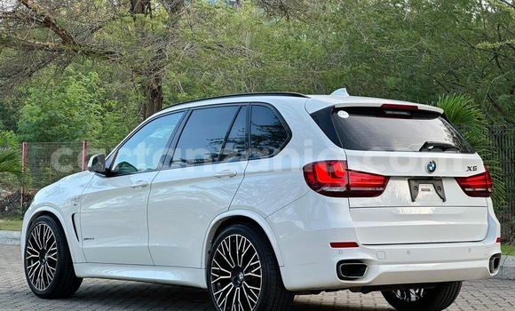Buy Import BMW X5 White Car in Dar es Salaam in Dar es Salaam Buy Import BMW X5 White Car in Dar es Salaam in Dar es Salaam