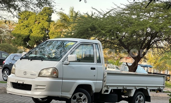 Buy Import Toyota Town Ace White Car in Dar es Salaam in Dar es Salaam Buy Import Toyota Town Ace White Car in Dar es Salaam in Dar es Salaam