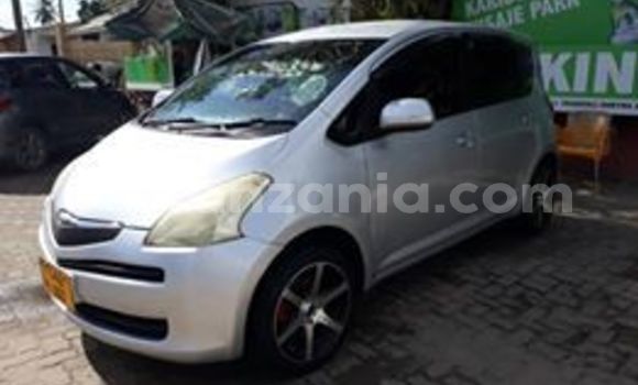 Nunua Ilio tumika Toyota Ractis Fedha Gari ndani ya Dar es Salaam nchini Dar es Salaam Nunua Ilio tumika Toyota Ractis Fedha Gari ndani ya Dar es Salaam nchini Dar es Salaam