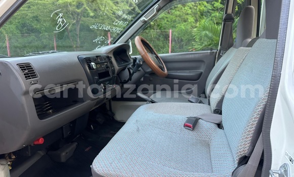 Buy Import Toyota Town Ace White Car in Dar es Salaam in Dar es Salaam Buy Import Toyota Town Ace White Car in Dar es Salaam in Dar es Salaam