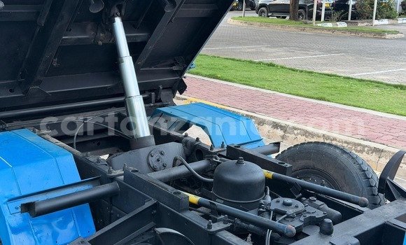 Nunua Imported Mitsubishi Fuso Fighter Bluu Lori ndani ya Dar es Salaam nchini Dar es Salaam Nunua Imported Mitsubishi Fuso Fighter Bluu Lori ndani ya Dar es Salaam nchini Dar es Salaam