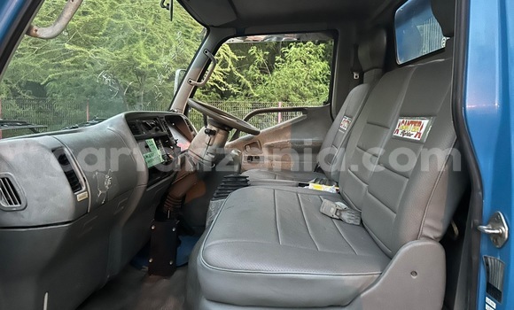 Nunua Imported Mitsubishi Fuso Fighter Bluu Lori ndani ya Dar es Salaam nchini Dar es Salaam Nunua Imported Mitsubishi Fuso Fighter Bluu Lori ndani ya Dar es Salaam nchini Dar es Salaam