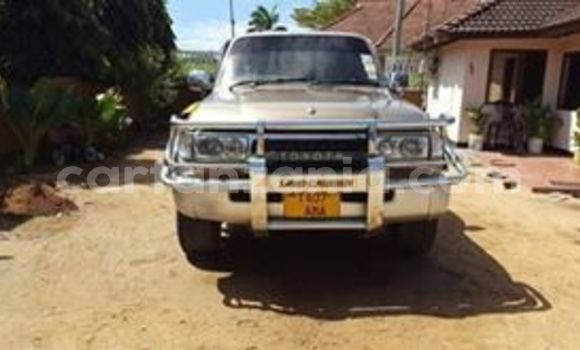 Nunua Ilio tumika Toyota Land Cruiser Nyingine Gari ndani ya Dar es Salaam nchini Dar es Salaam Nunua Ilio tumika Toyota Land Cruiser Nyingine Gari ndani ya Dar es Salaam nchini Dar es Salaam