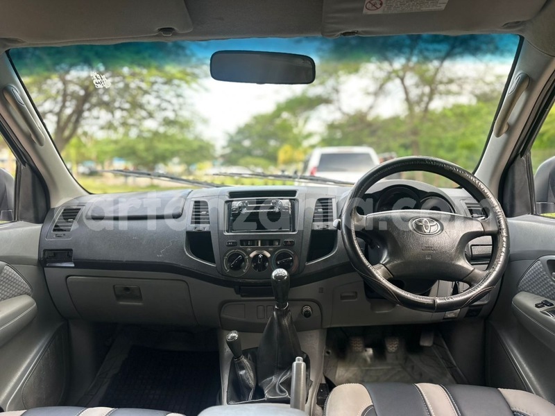 Big with watermark toyota hilux dar es salaam dar es salaam 33669
