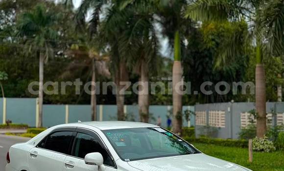 Buy Import Toyota Crown White Car in Dar es Salaam in Dar es Salaam Buy Import Toyota Crown White Car in Dar es Salaam in Dar es Salaam