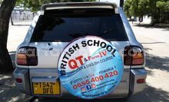 Nunua Ilio tumika Toyota RAV4 Fedha Gari ndani ya Dar es Salaam nchini Dar es Salaam Nunua Ilio tumika Toyota RAV4 Fedha Gari ndani ya Dar es Salaam nchini Dar es Salaam