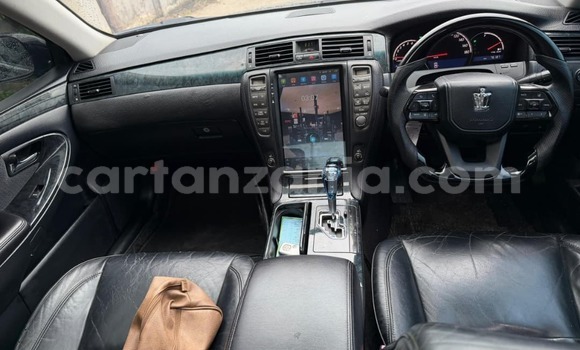 Buy Used Toyota Crown Black Car in Dar es Salaam in Dar es Salaam Buy Used Toyota Crown Black Car in Dar es Salaam in Dar es Salaam