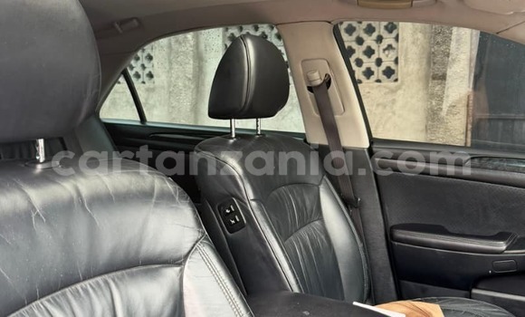 Buy Used Toyota Crown Black Car in Dar es Salaam in Dar es Salaam Buy Used Toyota Crown Black Car in Dar es Salaam in Dar es Salaam