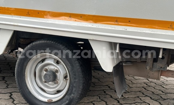 Buy Used Toyota Town Ace White Car in Dar es Salaam in Dar es Salaam Buy Used Toyota Town Ace White Car in Dar es Salaam in Dar es Salaam
