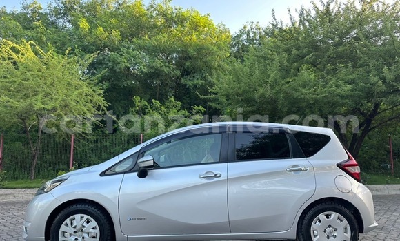 Buy Import Nissan Note Silver Car in Dar es Salaam in Dar es Salaam Buy Import Nissan Note Silver Car in Dar es Salaam in Dar es Salaam