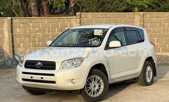 Buy Import Toyota RAV4 White Car in Dar es Salaam in Dar es Salaam Buy Import Toyota RAV4 White Car in Dar es Salaam in Dar es Salaam