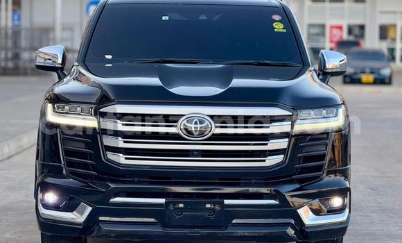 Buy Used Toyota Land Cruiser Black Car in Dar es Salaam in Dar es Salaam