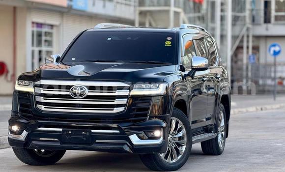 Buy Used Toyota Land Cruiser Black Car in Dar es Salaam in Dar es Salaam Buy Used Toyota Land Cruiser Black Car in Dar es Salaam in Dar es Salaam