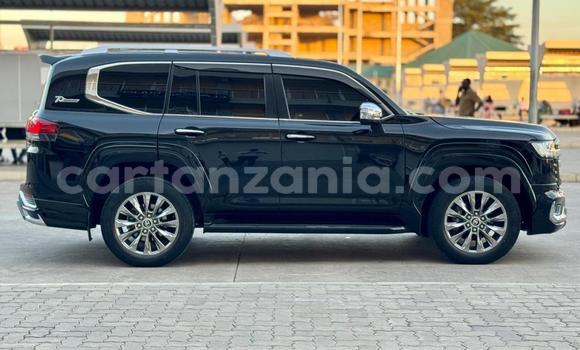 Buy Used Toyota Land Cruiser Black Car in Dar es Salaam in Dar es Salaam Buy Used Toyota Land Cruiser Black Car in Dar es Salaam in Dar es Salaam