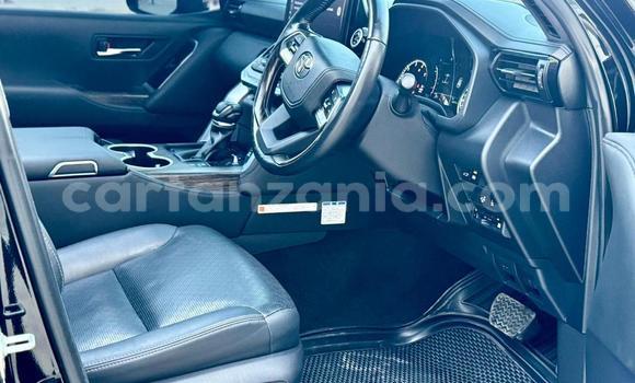 Buy Used Toyota Land Cruiser Black Car in Dar es Salaam in Dar es Salaam Buy Used Toyota Land Cruiser Black Car in Dar es Salaam in Dar es Salaam