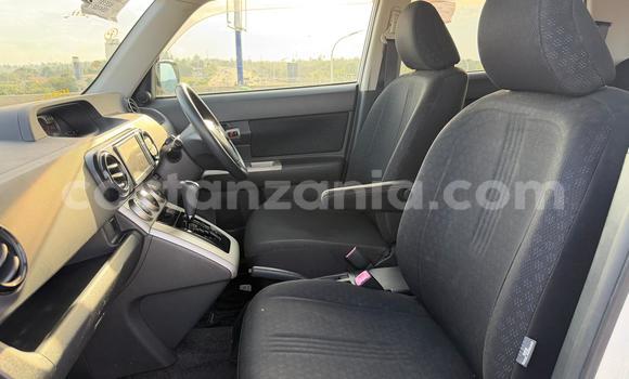 Nunua Ilio tumika Toyota Corolla Rumion Nyeupe Gari ndani ya Dar es Salaam nchini Dar es Salaam Nunua Ilio tumika Toyota Corolla Rumion Nyeupe Gari ndani ya Dar es Salaam nchini Dar es Salaam