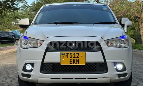 Buy Used Mitsubishi RVR White Car in Dar es Salaam in Dar es Salaam