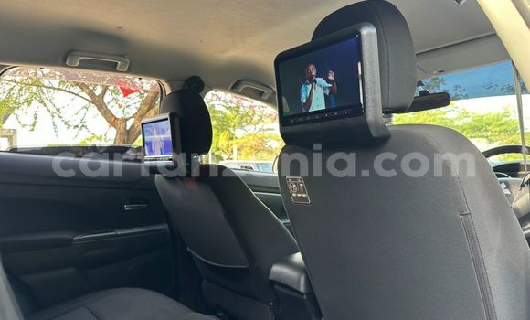Nunua Ilio tumika Mitsubishi RVR Nyeupe Gari ndani ya Dar es Salaam nchini Dar es Salaam Nunua Ilio tumika Mitsubishi RVR Nyeupe Gari ndani ya Dar es Salaam nchini Dar es Salaam