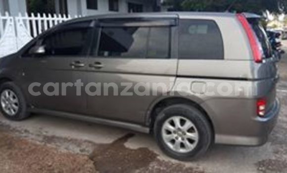 Nunua Ilio tumika Toyota ISis Nyingine Gari ndani ya Dar es Salaam nchini Dar es Salaam Nunua Ilio tumika Toyota ISis Nyingine Gari ndani ya Dar es Salaam nchini Dar es Salaam