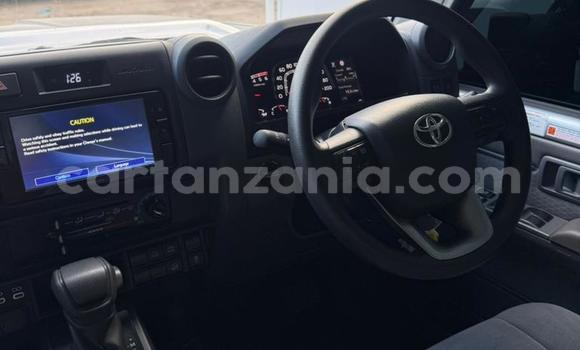Buy Import Toyota Land Cruiser Other Car in Dar es Salaam in Dar es Salaam Buy Import Toyota Land Cruiser Other Car in Dar es Salaam in Dar es Salaam