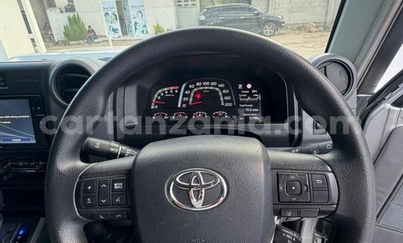 Buy Import Toyota Land Cruiser Other Car in Dar es Salaam in Dar es Salaam Buy Import Toyota Land Cruiser Other Car in Dar es Salaam in Dar es Salaam