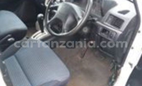 Nunua Ilio tumika Mitsubishi Pajero Nyeupe Gari ndani ya Dar es Salaam nchini Dar es Salaam Nunua Ilio tumika Mitsubishi Pajero Nyeupe Gari ndani ya Dar es Salaam nchini Dar es Salaam