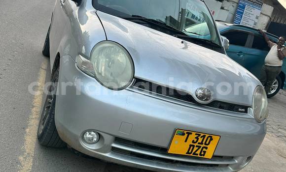 Buy Used Toyota Sienta Silver Car in Dar es Salaam in Dar es Salaam Buy Used Toyota Sienta Silver Car in Dar es Salaam in Dar es Salaam