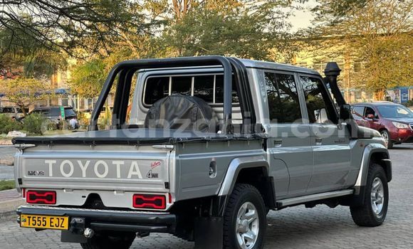 Nunua Ilio tumika Toyota Land Cruiser Fedha Gari ndani ya Dar es Salaam nchini Dar es Salaam Nunua Ilio tumika Toyota Land Cruiser Fedha Gari ndani ya Dar es Salaam nchini Dar es Salaam