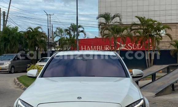Buy Used Mercedes-Benz C-Classe White Car in Dar es Salaam in Dar es Salaam Buy Used Mercedes-Benz C-Classe White Car in Dar es Salaam in Dar es Salaam